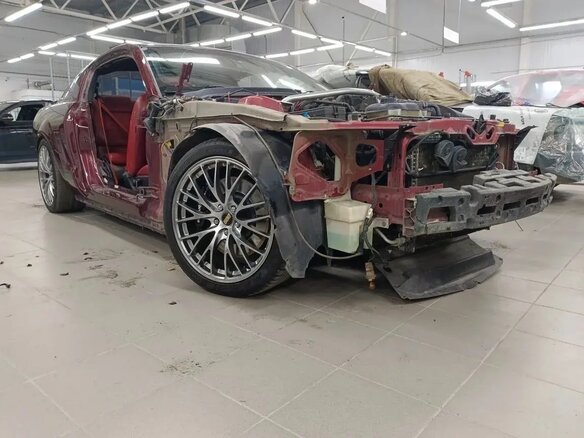 2005 Ford Mustang V, пурпурный, 3300000 рублей - вид 31