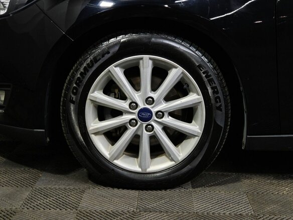 2018 Ford Focus III Рестайлинг, чёрный, 939000 рублей - вид 8