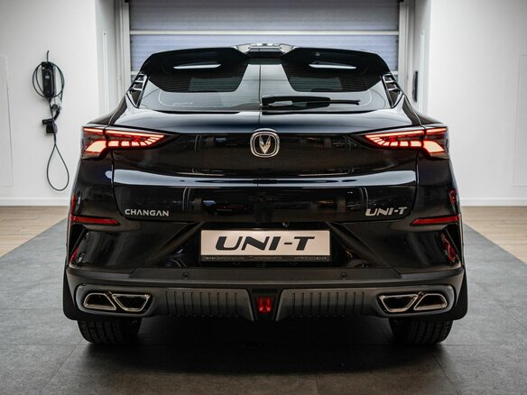 2024 Changan UNI-T I, чёрный, 3239900 рублей - вид 4