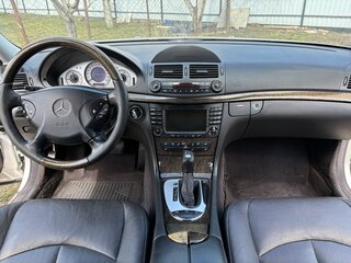 2003 Mercedes-Benz E-Класс 320 III (W211, S211), серебристый, 1250000 рублей, вид 5