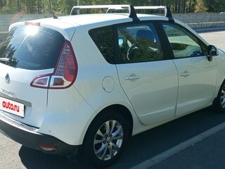 2011 Renault Scenic III, белый, 1050000 рублей, вид 4