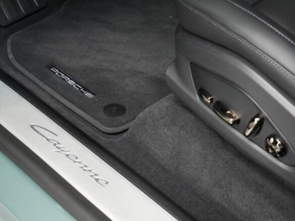 2026 Porsche Cayenne Electric IV, зелёный, 19990660 рублей - вид 12