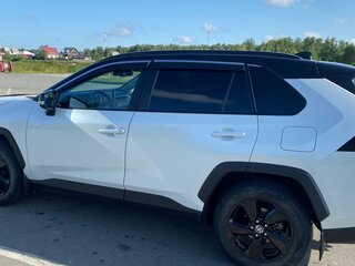 2021 Toyota RAV4 V (XA50), белый, 4250000 рублей, вид 4