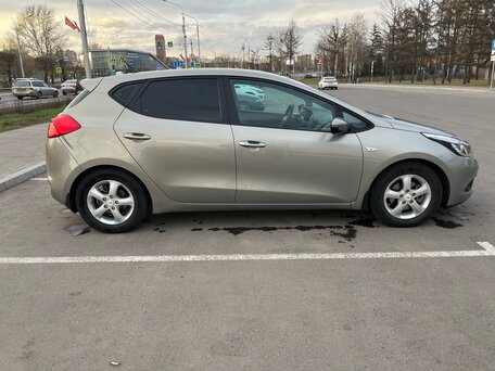 2012 Kia Ceed II, бежевый, 790000 рублей, вид 4