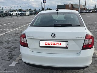 2018 Skoda Rapid I Рестайлинг, белый, 1100000 рублей, вид 4