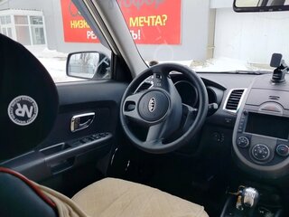 2010 Kia Soul I, белый, 870000 рублей, вид 5