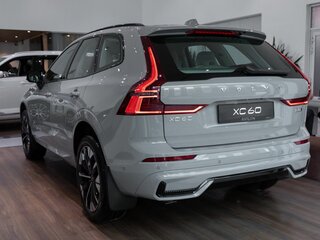 2026 Volvo XC60 II Рестайлинг 2, серый, 8900000 рублей, вид 5
