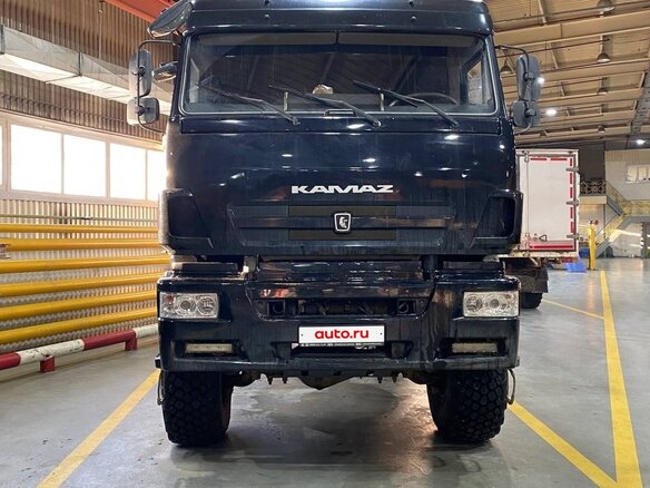 2019 КамАЗ 65226, чёрный, 7000000 рублей - вид 2
