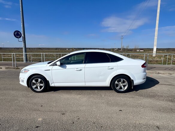 2013 Ford Mondeo IV Рестайлинг, белый, 750000 рублей - вид 22