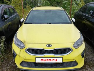 2019 Kia Ceed III, жёлтый, 890000 рублей, вид 1