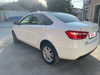 2018 Lada (ВАЗ) Vesta I, белый, 850000 рублей, вид 4