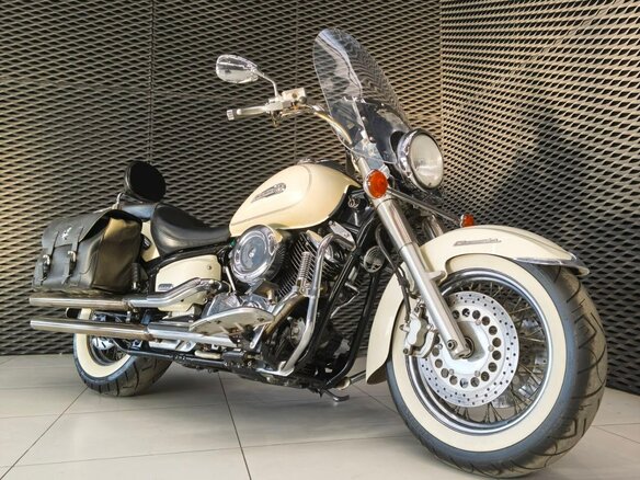 2003 Yamaha XVS1100, белый, 650000 рублей