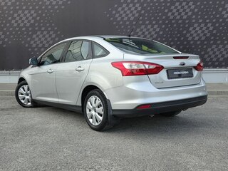 2013 Ford Focus III, серый, 799000 рублей, вид 4