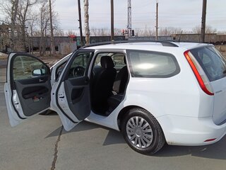 2009 Ford Focus II Рестайлинг, белый, 750000 рублей, вид 5