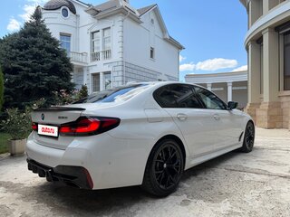 2020 BMW 5 серии 530e VII (G30/G31/G38), белый, 5990000 рублей, вид 4