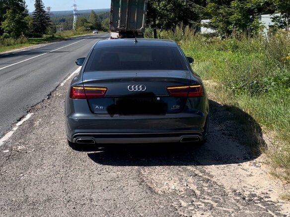 2015 Audi A6 IV (C7) Рестайлинг, серый, 2650000 рублей - вид 3