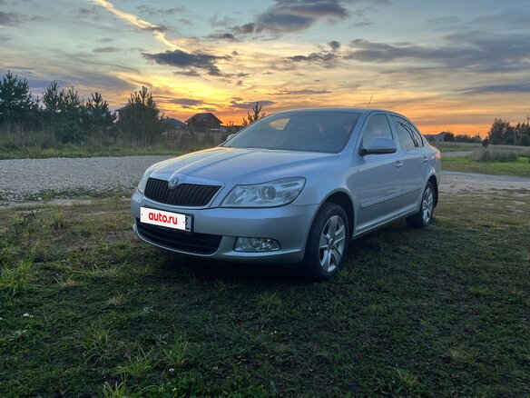 2011 Skoda Octavia II (A5) Рестайлинг, серебристый, 990000 рублей