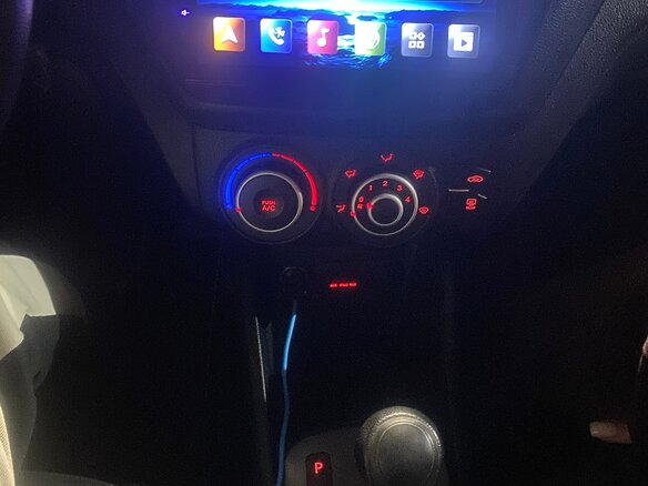 2012 Kia Rio 4-speed III, бежевый, 930000 рублей - вид 5