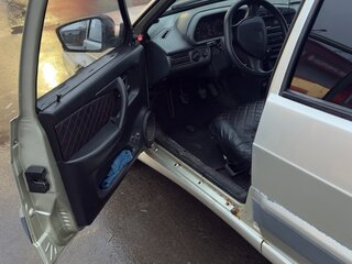 2005 Lada (ВАЗ) 2114, серебристый, 130000 рублей, вид 4