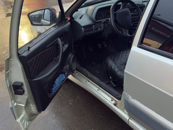 2005 Lada (ВАЗ) 2114, серебристый, 130000 рублей - вид 3