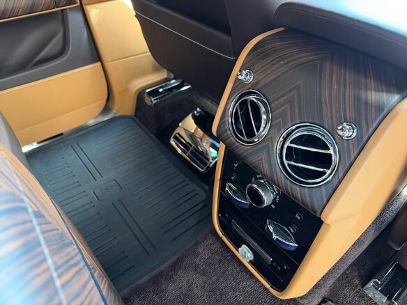 2019 Rolls-Royce Cullinan I (Series I), коричневый - вид 31