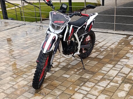 2022 BSE Z1, чёрный, 77000 рублей, вид 4