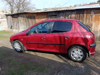 2007 Peugeot 206, красный, 220000 рублей, вид 5