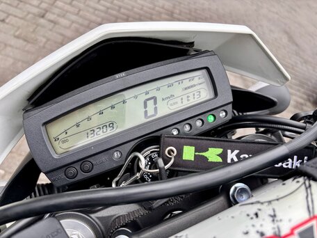 2018 Kawasaki KLX 250, белый, 400000 рублей, вид 5