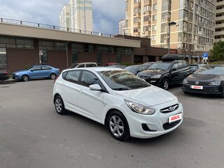 2014 Hyundai Solaris I, белый, 950000 рублей, вид 1