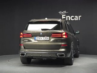 2026 BMW X5 30d IV (G05/G18) Рестайлинг, золотистый, 16270000 рублей, вид 5