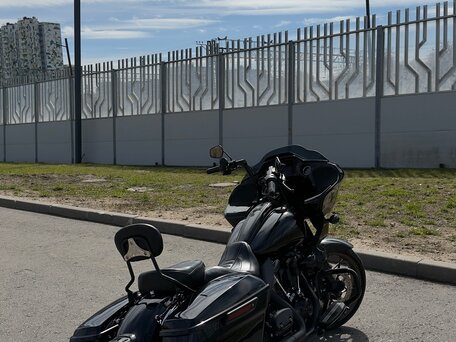 2023 Harley-Davidson Road Glide, чёрный, 2099000 рублей, вид 4