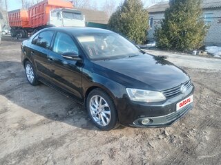 2011 Volkswagen Jetta VI, чёрный, 800000 рублей, вид 3