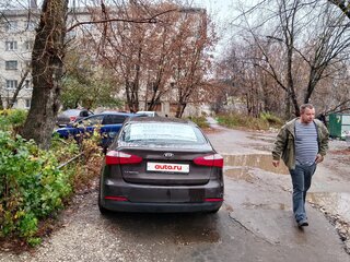 2015 Kia Cerato III, коричневый, 800000 рублей, вид 3