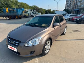 2008 Kia Ceed I, бежевый, 450000 рублей, вид 4