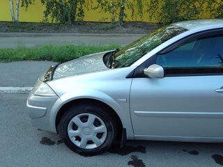 2008 Renault Megane II Рестайлинг, серый, 400000 рублей, вид 3