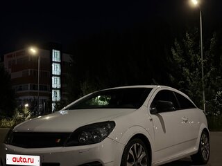2009 Opel Astra GTC H Рестайлинг, белый, 335000 рублей, вид 1