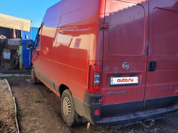 2010 Fiat Professional Ducato, красный - вид 1