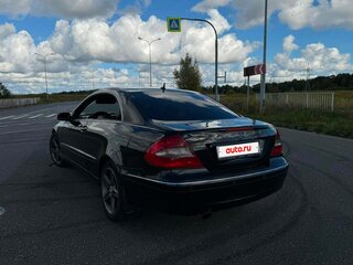 2007 Mercedes-Benz CLK-Класс 200 II (W209) Рестайлинг, чёрный, 990000 рублей, вид 4