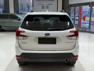 2021 Subaru Forester V, белый, 2900000 рублей, вид 5