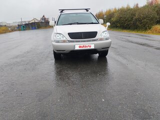 2001 Toyota Harrier I (XU10) Рестайлинг, белый, 1100000 рублей, вид 1