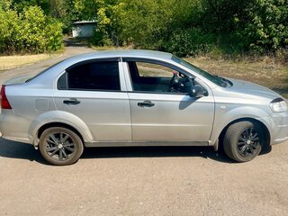 2007 Chevrolet Aveo I Рестайлинг, серебристый, 500000 рублей, вид 2