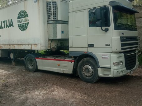 2003 DAF 95XF, серый, 1670000 рублей, вид 3