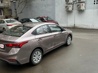 2019 Hyundai Solaris II, коричневый, 1155000 рублей, вид 3