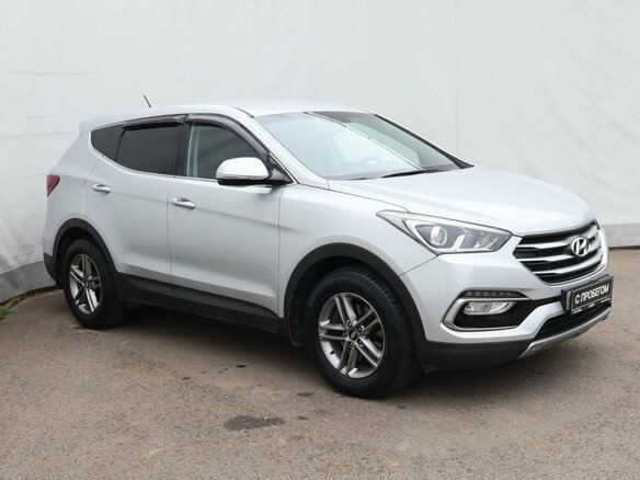 2015 Hyundai Santa Fe III Рестайлинг, серебристый, 2415000 рублей - вид 2