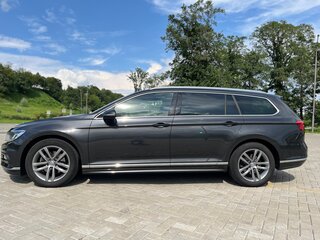 2017 Volkswagen Passat B8, чёрный, 1498000 рублей, вид 4