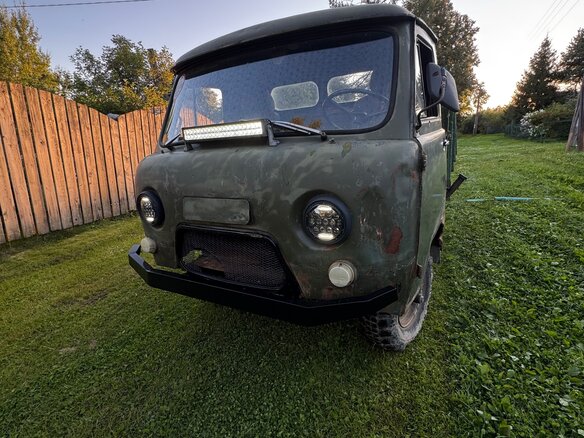1980 УАЗ 3303, зелёный, 160000 рублей - вид 1