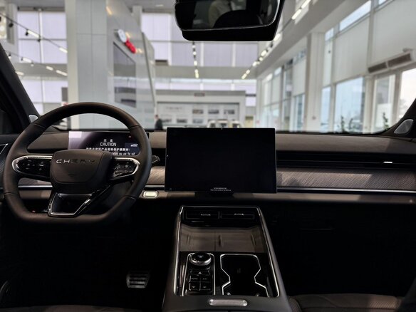 2025 Chery Tiggo 9 I, чёрный, 4640000 рублей - вид 17