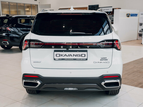 2026 Geely Okavango I Рестайлинг, белый - вид 4