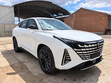 2026 Changan UNI-Z, белый, 2080000 рублей, вид 3