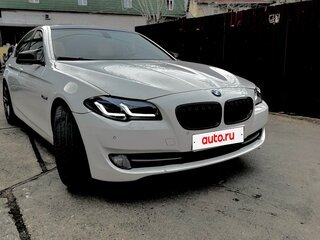2011 BMW 5 серии 523i VI (F10/F11/F07), белый, 1790000 рублей, вид 1